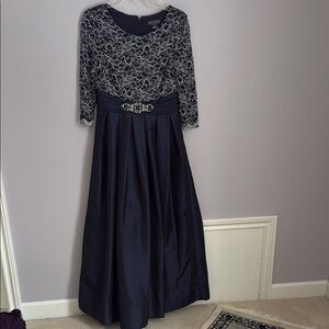 Jessica Howard Ball Gown Size 8 NWT *hemmed*